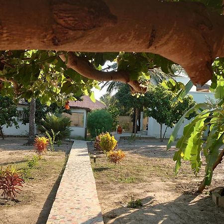Case Traditionnelle Diola Au Bord De L'Ocean Cap Skirring Exterior foto